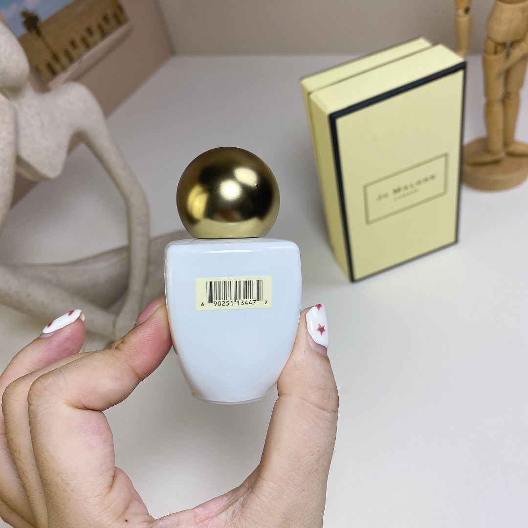 Jo Malone perfume